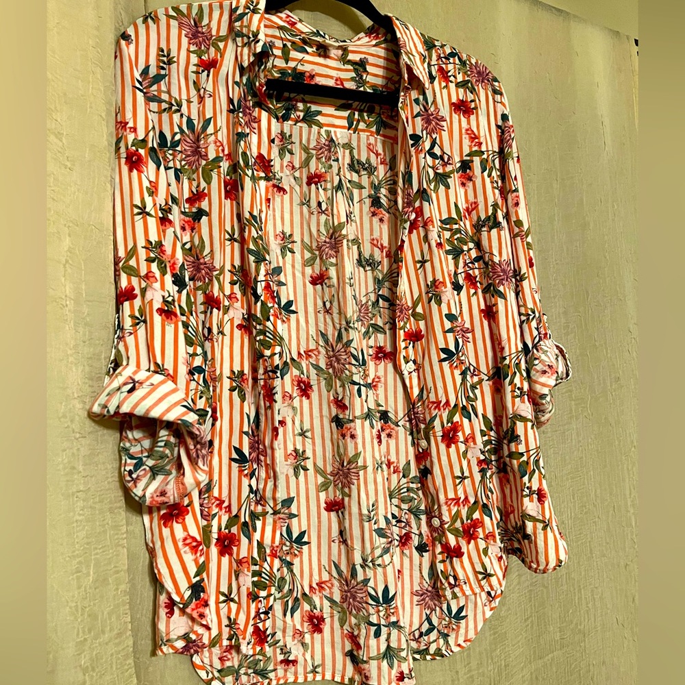 Light weight button down shirt
